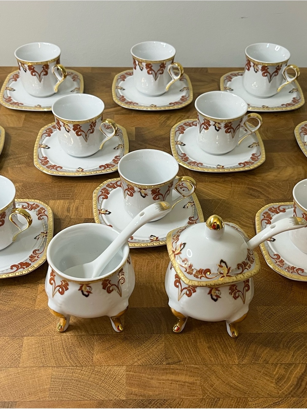 Elegant 24K Gold Trim Porcelain Tea Set with Red Accents - Picture 4 of 14